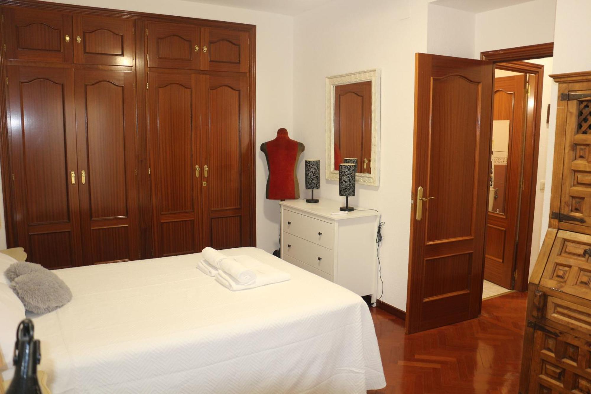 Apartamento Montichel Parking Gratuito توليدو المظهر الخارجي الصورة